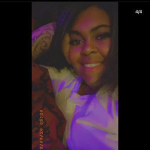 Meet your Posher, Erika